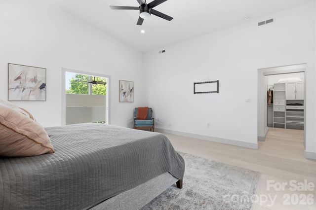 22 Lara Drive, Mills River, NC 28759