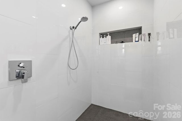 22 Lara Drive, Mills River, NC 28759