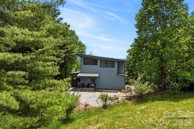 22 Lara Drive, Mills River, NC 28759