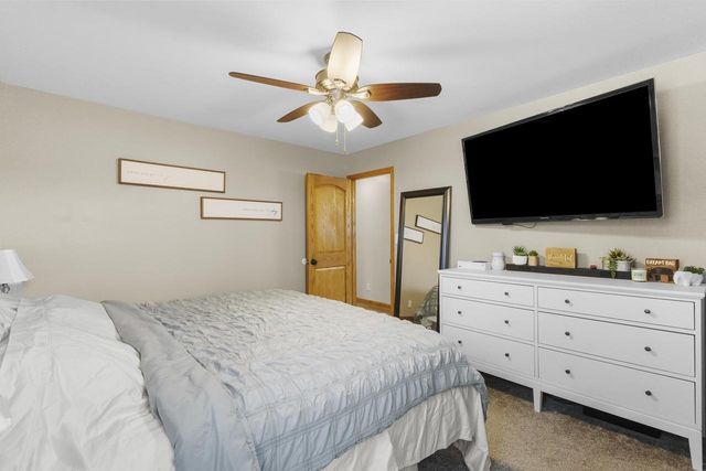 975 CLOVER STREET, Menasha, WI 54952