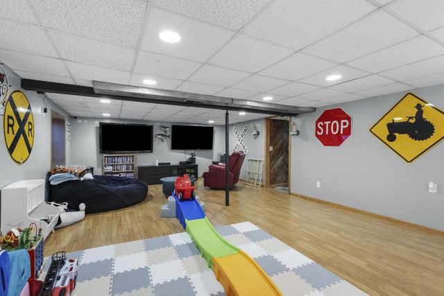 975 CLOVER STREET, Menasha, WI 54952