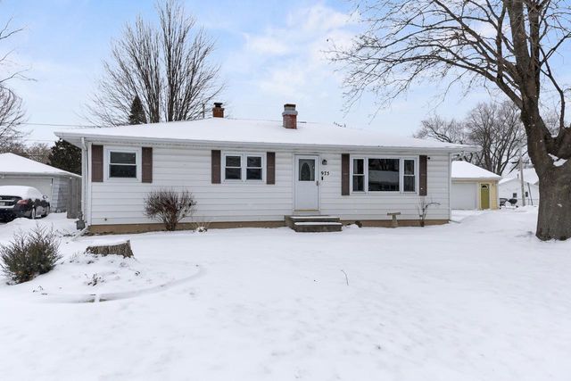 975 CLOVER STREET, Menasha, WI 54952