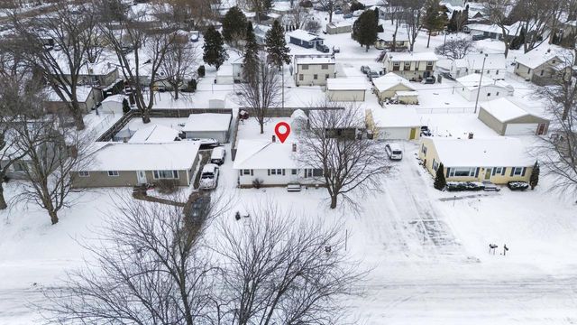 975 CLOVER STREET, Menasha, WI 54952