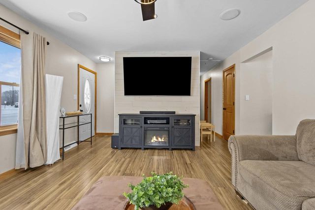 975 CLOVER STREET, Menasha, WI 54952