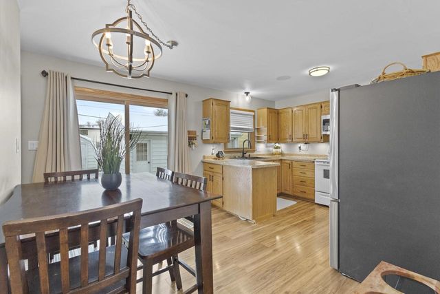 975 CLOVER STREET, Menasha, WI 54952