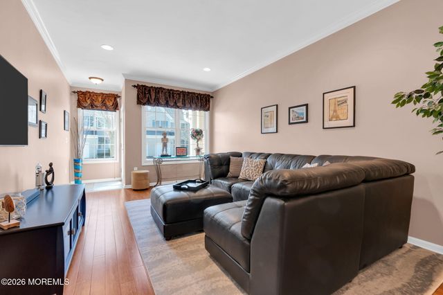 35 Chatsworth Road, Manalapan, NJ 07726