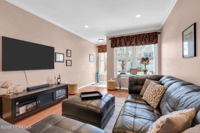 35 Chatsworth Road, Manalapan, NJ 07726