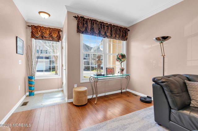 35 Chatsworth Road, Manalapan, NJ 07726
