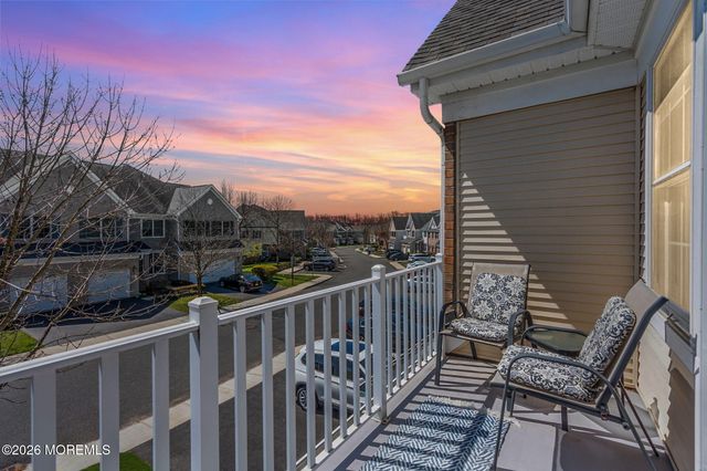 35 Chatsworth Road, Manalapan, NJ 07726