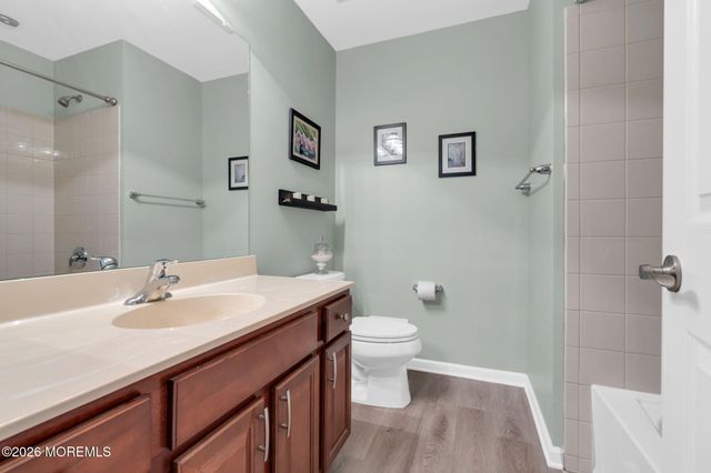 35 Chatsworth Road, Manalapan, NJ 07726