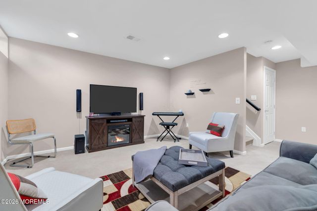 35 Chatsworth Road, Manalapan, NJ 07726