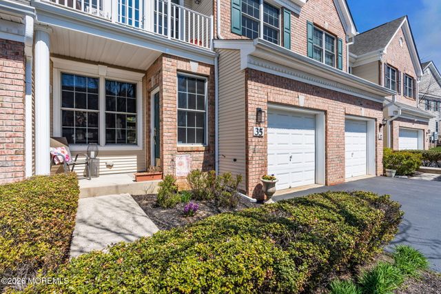 35 Chatsworth Road, Manalapan, NJ 07726