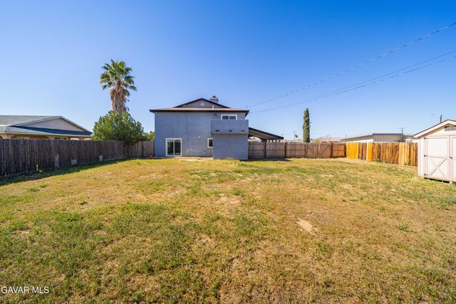 8711 S Loop Boulevard, California City, CA 93505