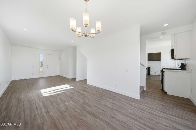 8711 S Loop Boulevard, California City, CA 93505