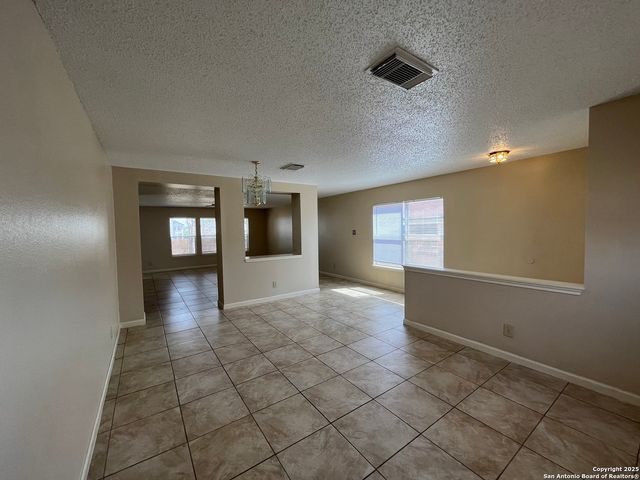 6212 Encanto Point, San Antonio, TX 78244