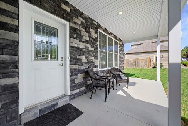 101 Cherokee Dr, Chippewa Twp, PA 15010