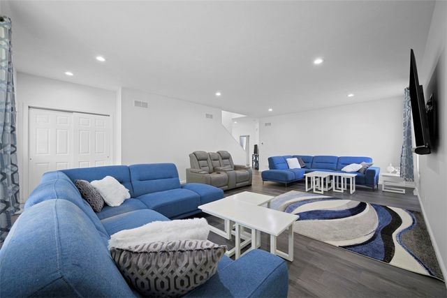 101 Cherokee Dr, Chippewa Twp, PA 15010