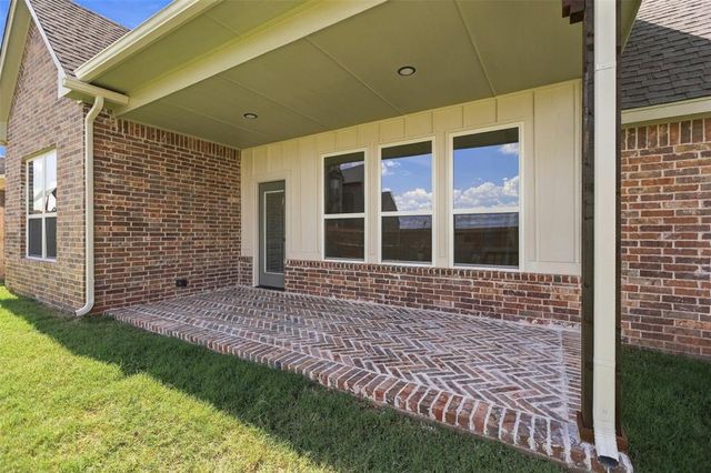 2156 Josslyn Place, Edmond, OK 73034