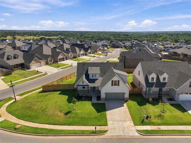 2156 Josslyn Place, Edmond, OK 73034