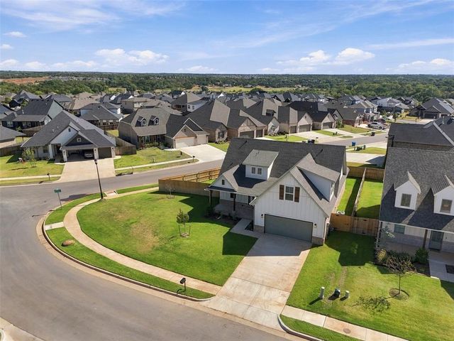 2156 Josslyn Place, Edmond, OK 73034
