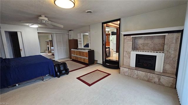 2216 Dean DR, Norfolk, VA 23518