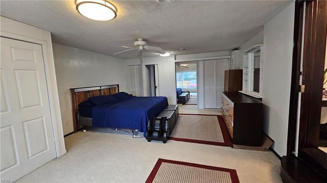 2216 Dean DR, Norfolk, VA 23518