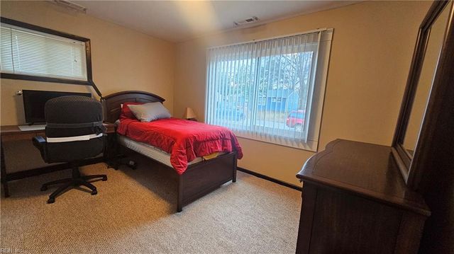 2216 Dean DR, Norfolk, VA 23518