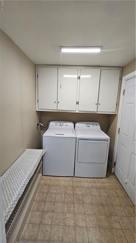 2216 Dean DR, Norfolk, VA 23518