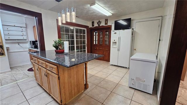 2216 Dean DR, Norfolk, VA 23518