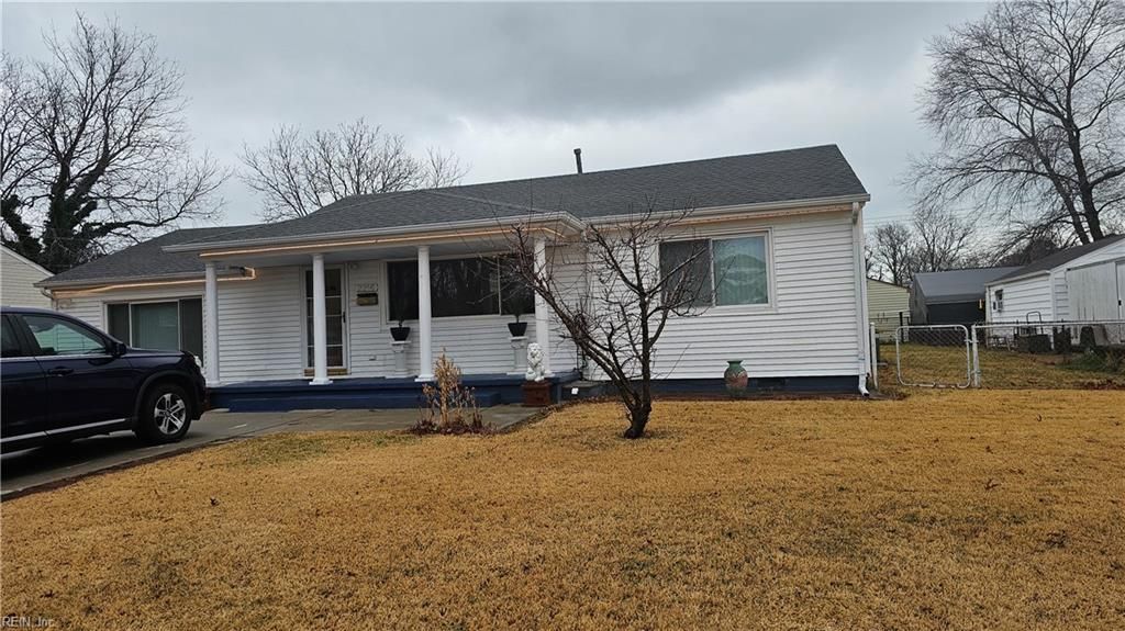 2216 Dean DR, Norfolk, VA 23518