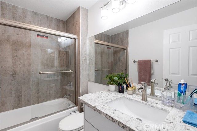 8755 E Garden View, Anaheim, CA 92808