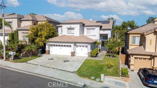 8755 E Garden View, Anaheim, CA 92808