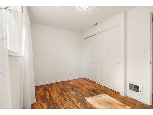 9768 Se 66TH Ave, Milwaukie, OR 97222