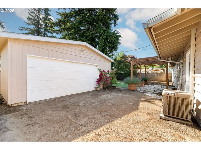 9768 Se 66TH Ave, Milwaukie, OR 97222
