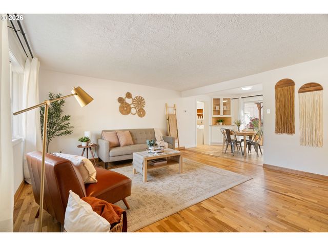 9768 Se 66TH Ave, Milwaukie, OR 97222