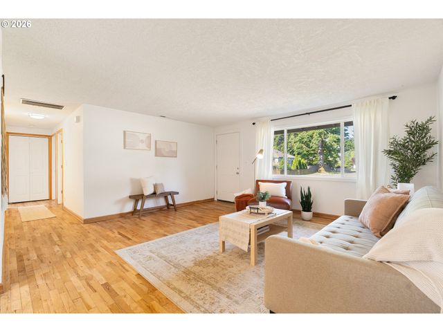 9768 Se 66TH Ave, Milwaukie, OR 97222