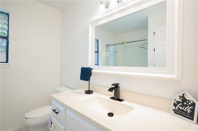 5817 N 33rd Street, Mcallen, TX 78504