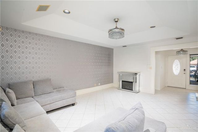 5817 N 33rd Street, Mcallen, TX 78504