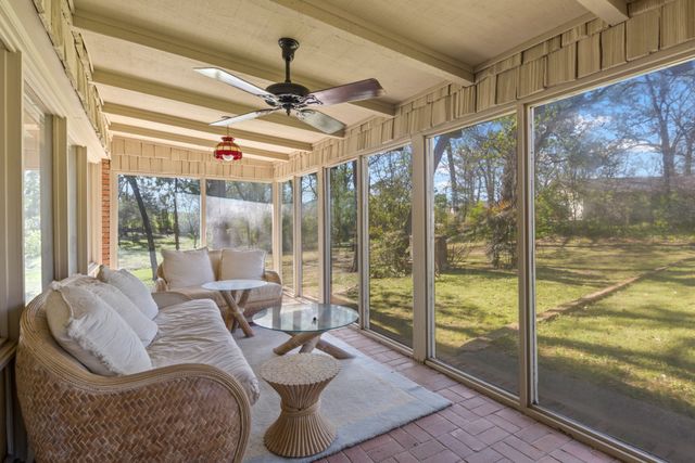 101 Bluebird Street, Mt Pleasant, TX 75455