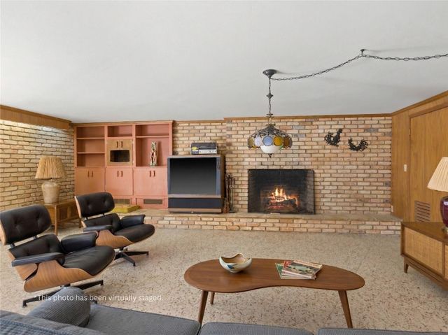 101 Bluebird Street, Mt Pleasant, TX 75455