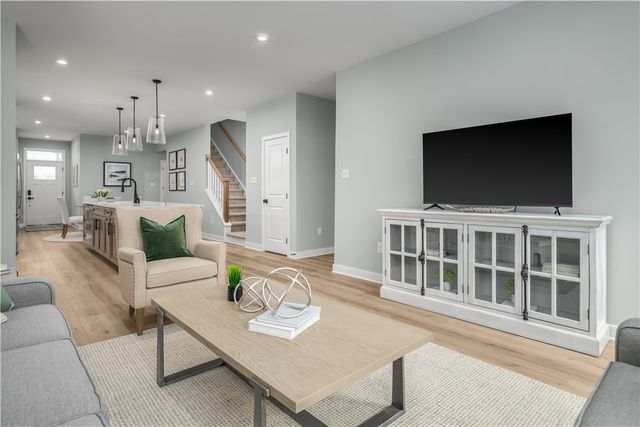 270 Dana Drive, Nottingham, PA 15330