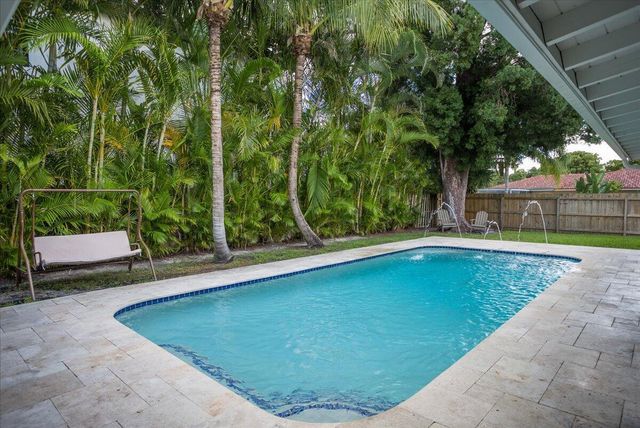 1110 SW 15th Street, Boca Raton, FL 33486