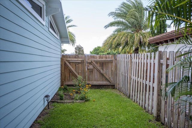 1110 SW 15th Street, Boca Raton, FL 33486