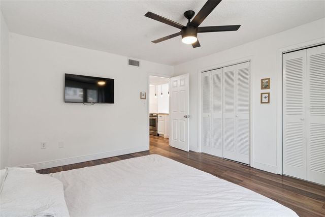 1935 CONWAY ROAD J4, Orlando, FL 32812
