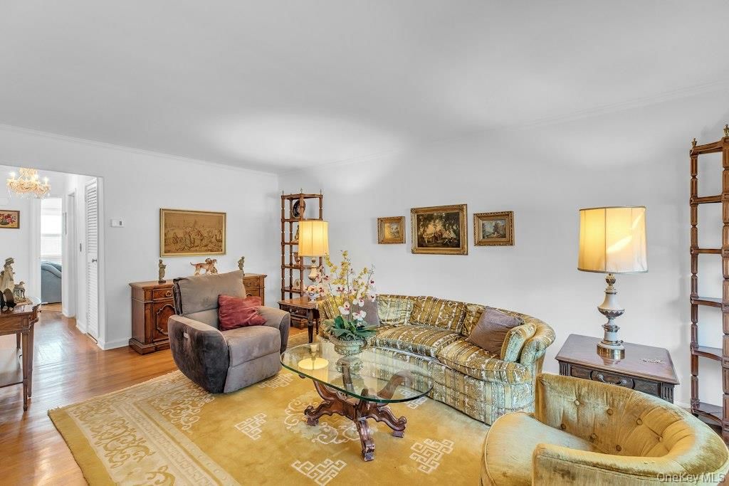 5310 Overbrook Street, Douglaston, NY 11362 — photo 5