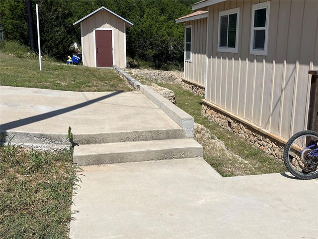 21316 Crestmont, Spicewood, TX 78669