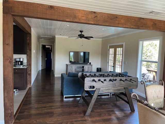 21316 Crestmont, Spicewood, TX 78669