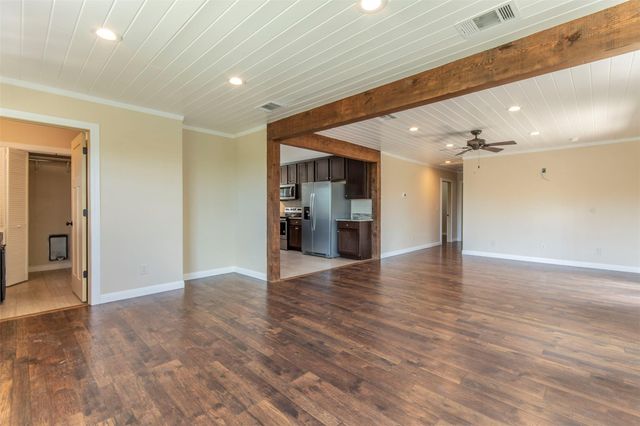 21316 Crestmont, Spicewood, TX 78669
