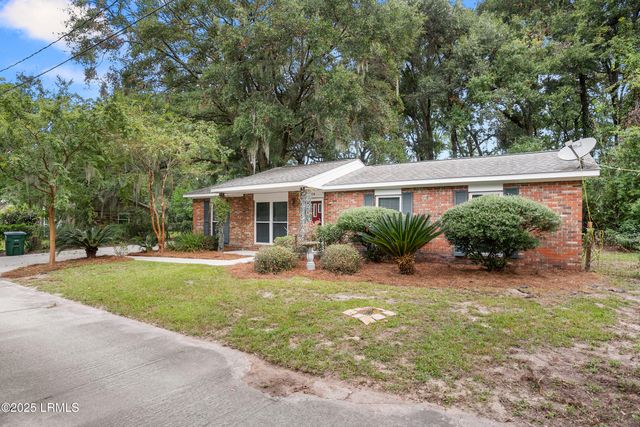 704 Jem Lane, Port Royal, SC 29935
