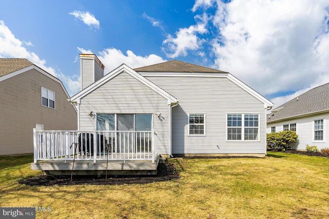 12 DUNROVIN CT, Manchester Township, NJ 08759